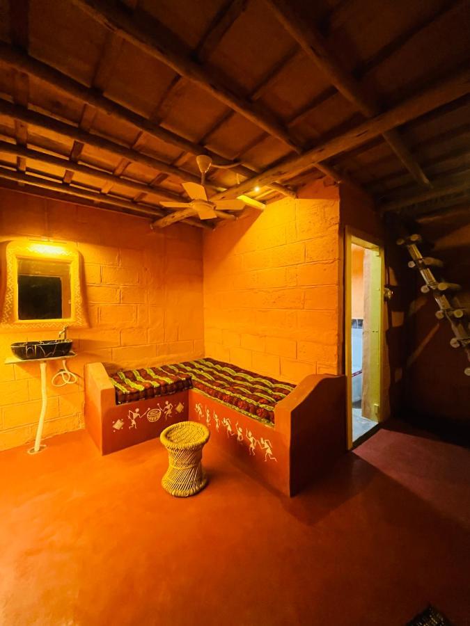 Spykee Spot Hampi Hotell Exteriör bild